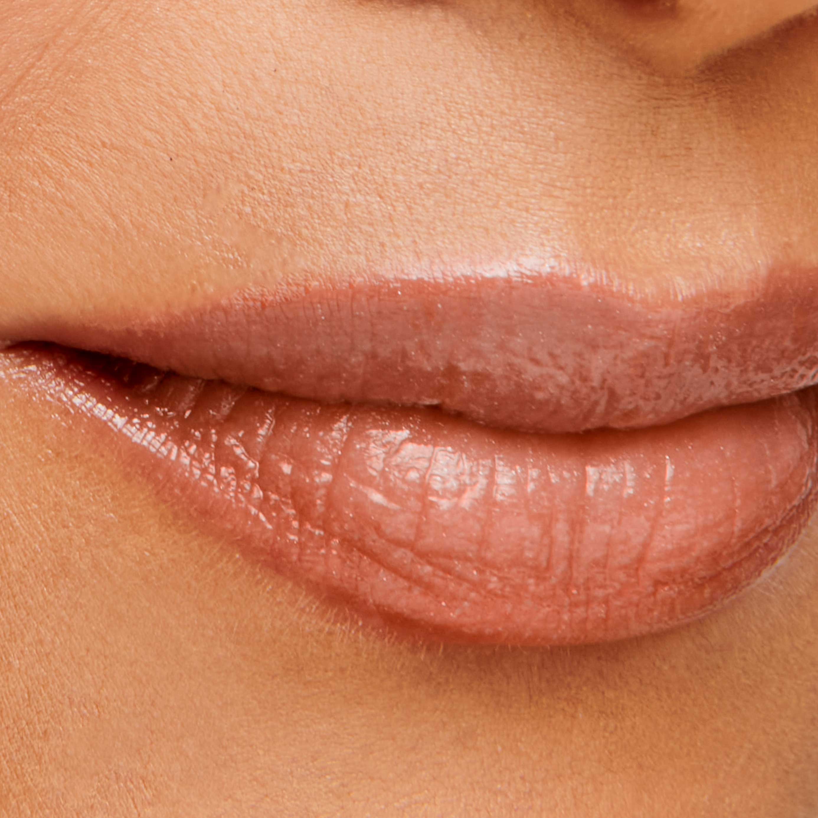 HydroPure™ Hyaluronic Acid Lip Gloss - Image 33