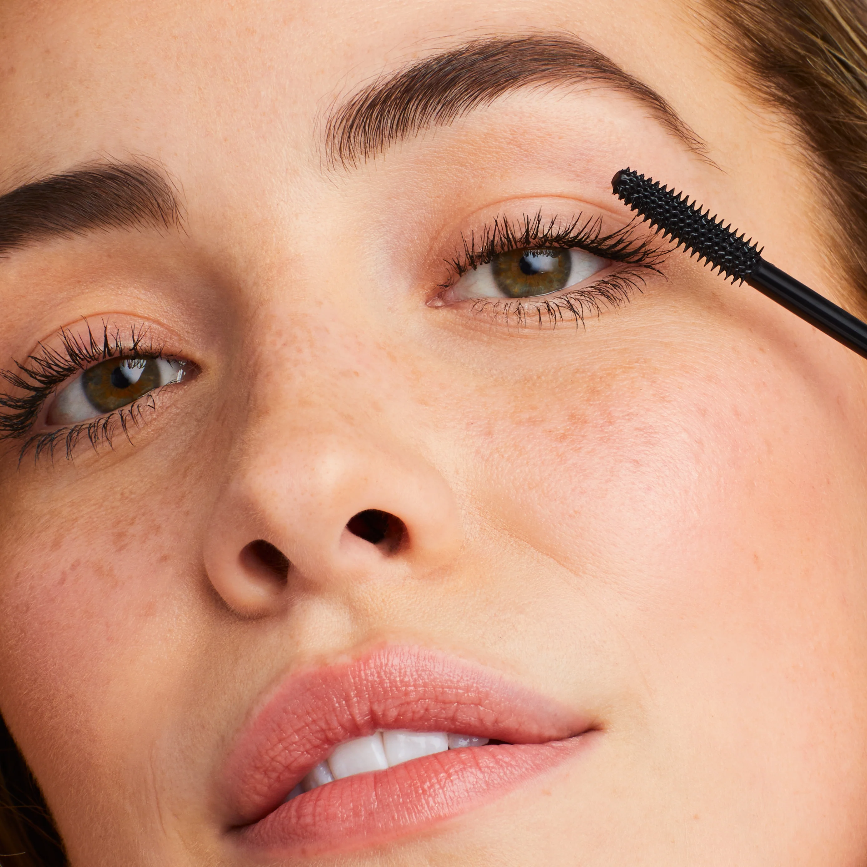 Lash Fixation Length & Definition Tubing Mascara - Image 11